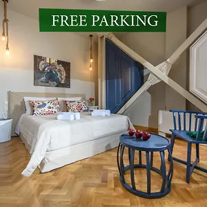 & Apartment Heraklion (Crete)